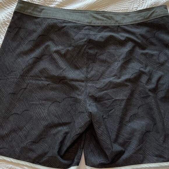 Men's Hurley Black and Grey Boardshorts Size 36 Used/Good Condition - Picture 2 of 5